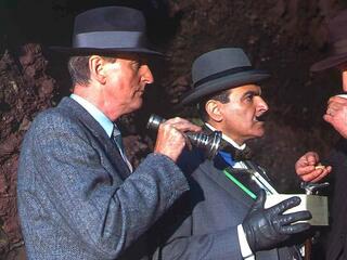 Poirot: Corpi Al Sole